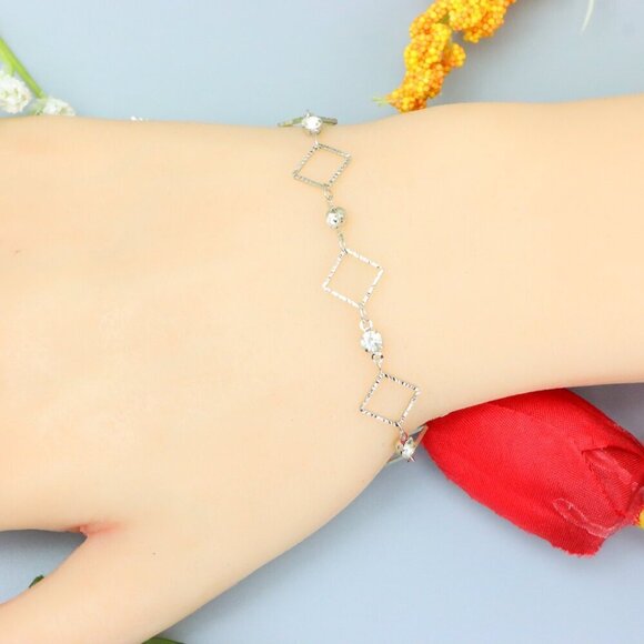 "Elegant & Trendy Bracelet, A Perfect Gift for Women, Thoughtful, EVCH1857 - Picture 8 of 10